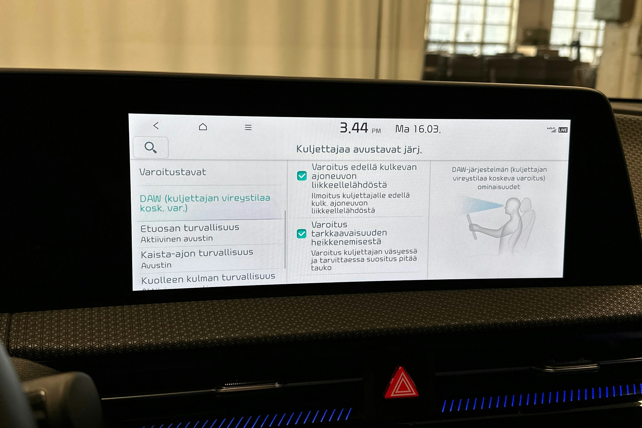 musta Kia EV6 2023 kuva 23.