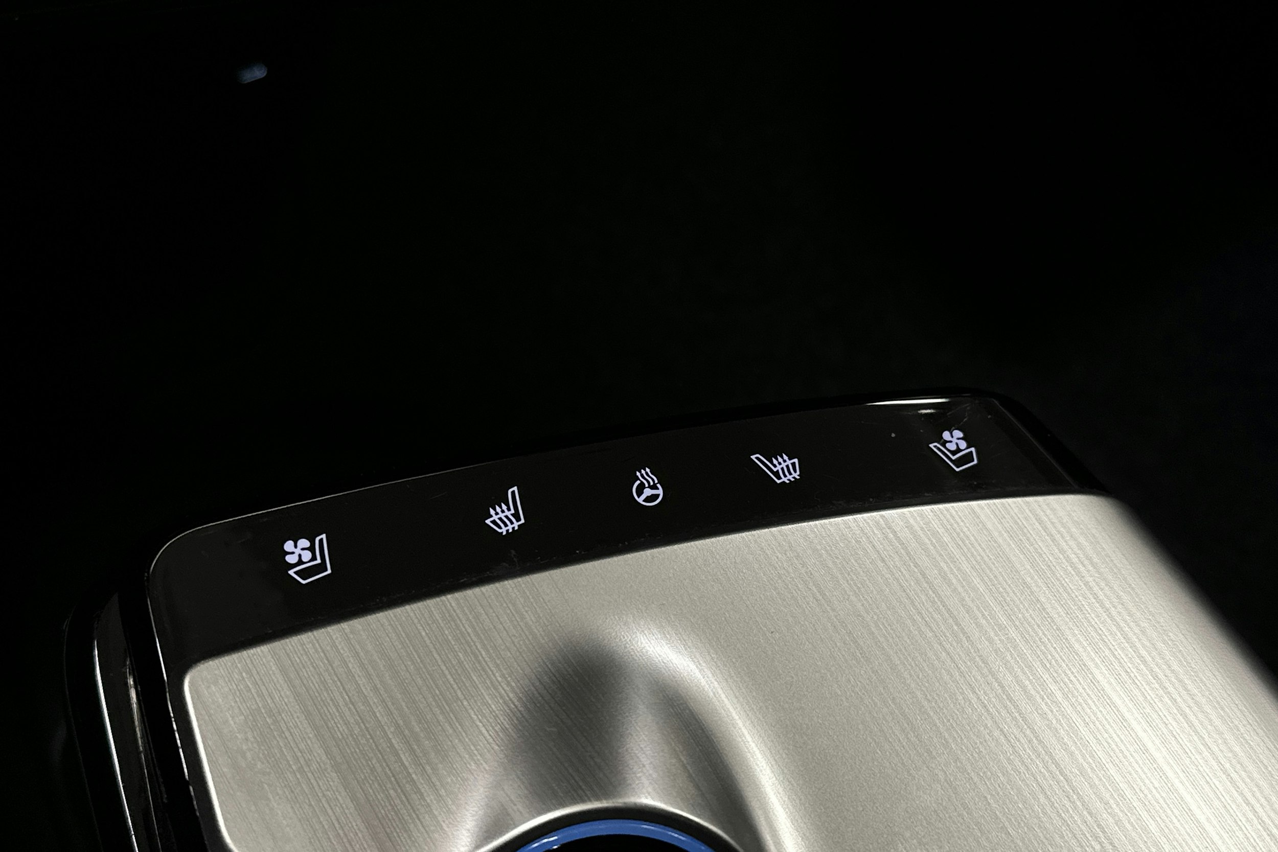 musta Kia EV6 2023 kuva 37.