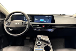 punainen Kia EV6 2023 kuva 9.