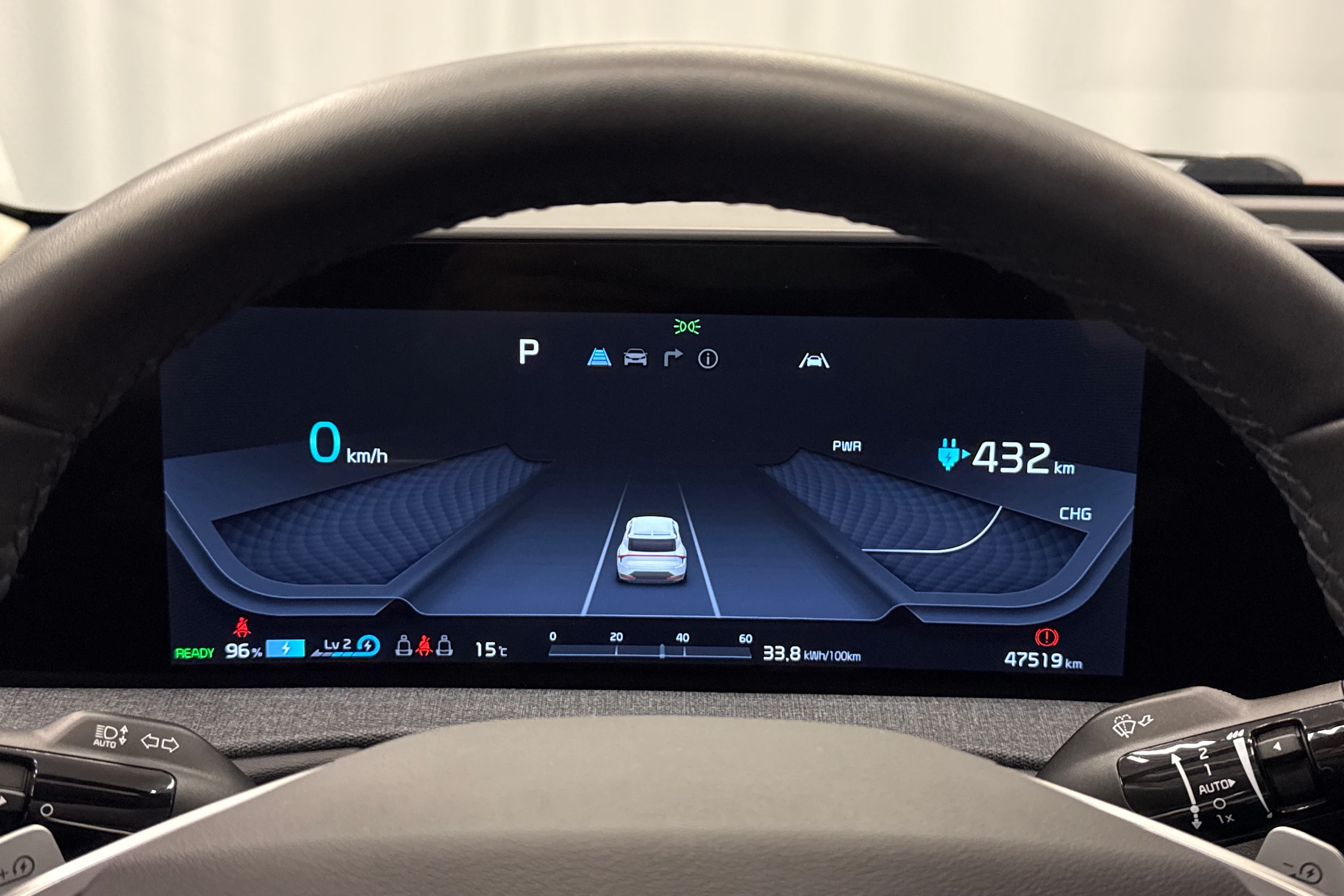 punainen Kia EV6 2023 kuva 18.