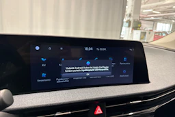 punainen Kia EV6 2023 kuva 21.