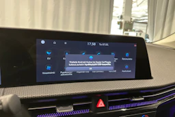 punainen Kia EV6 2023 kuva 22.