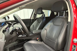 punainen Kia EV6 2023 kuva 29.