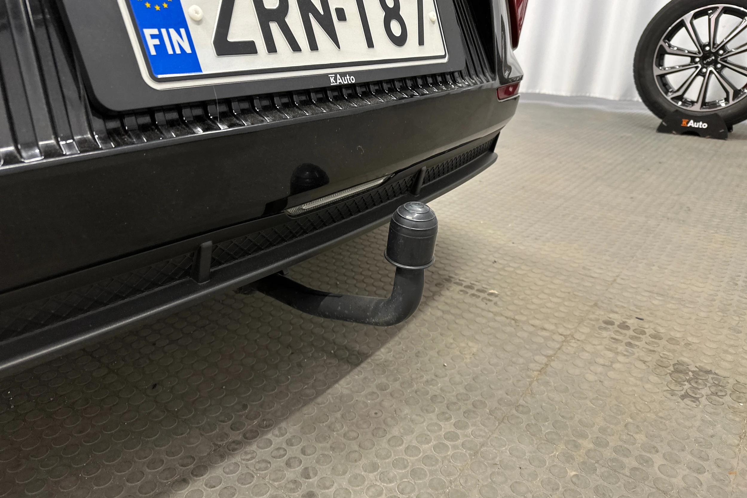 punainen Kia EV6 2023 kuva 33.