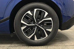 sininen Kia EV6 2024 kuva 13.