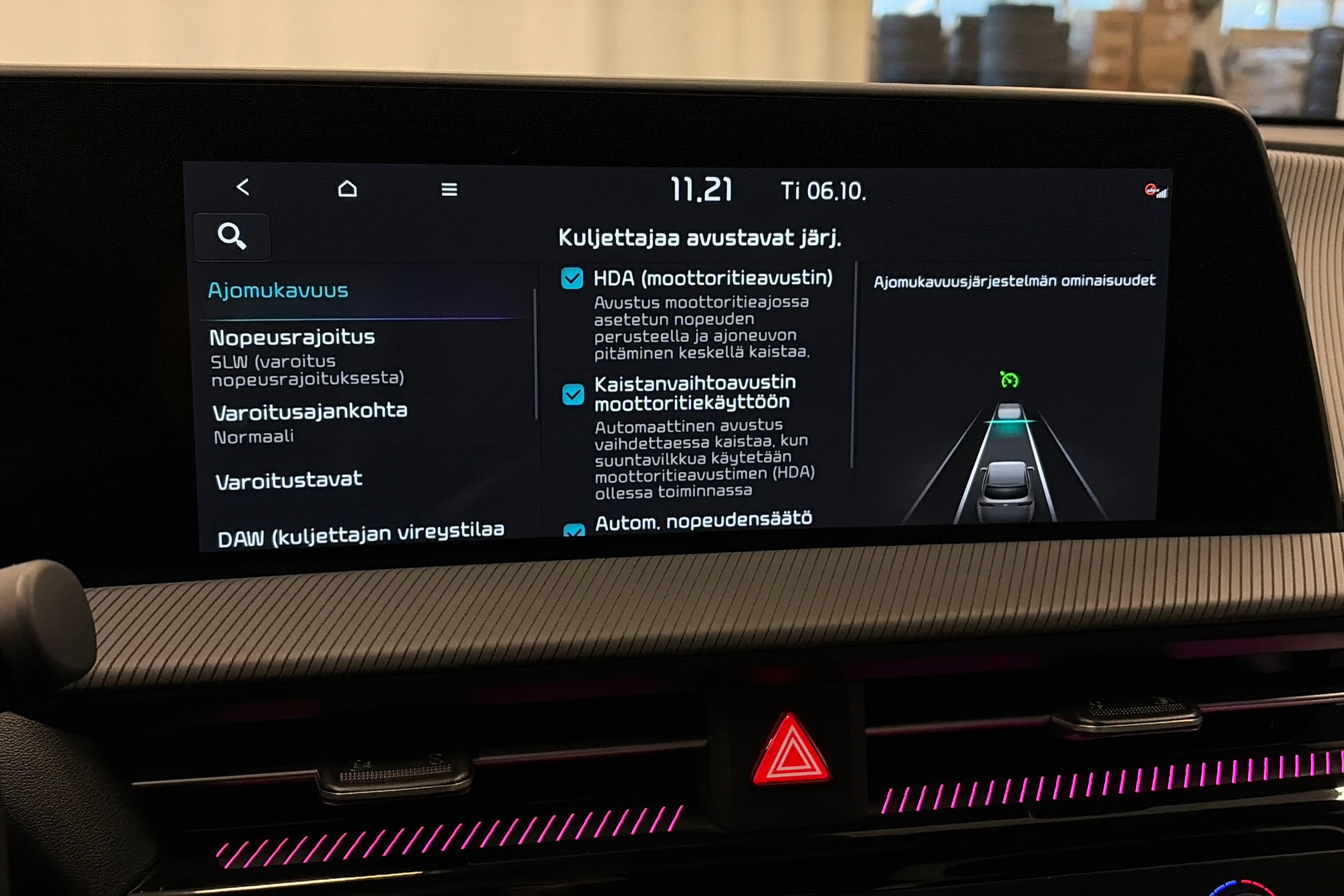 sininen Kia EV6 2024 kuva 21.