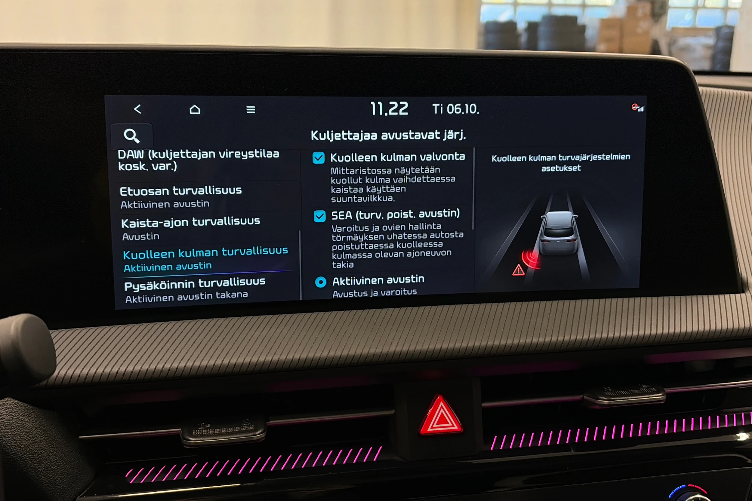 sininen Kia EV6 2024 kuva 23.