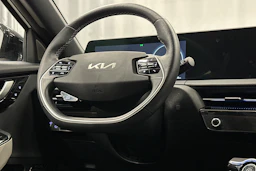 valkoinen Kia EV6 2024 kuva 11.