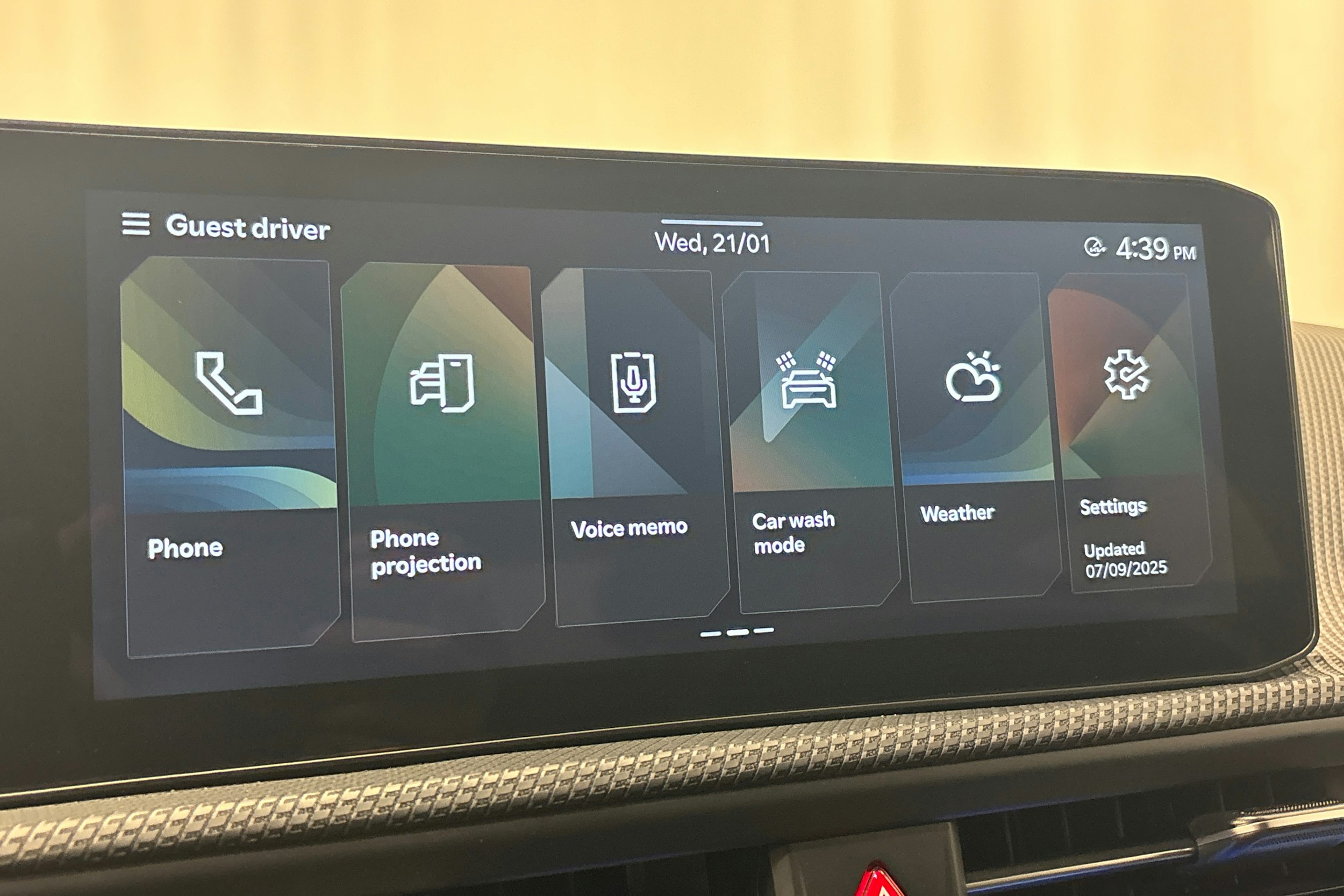 punainen Kia EV6 2025 kuva 20.