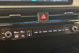 punainen Kia EV6 2025 kuva 22.