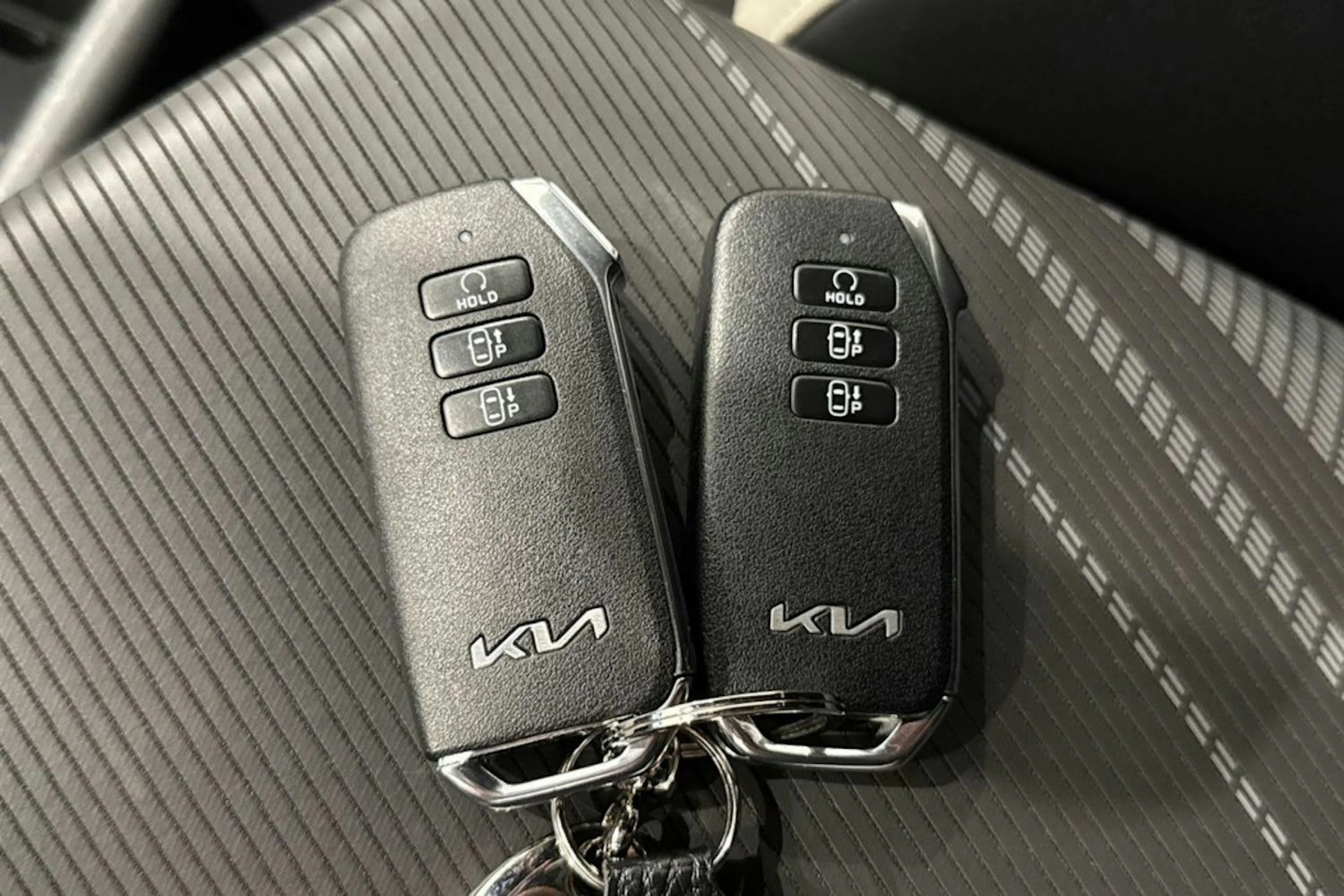valkoinen Kia EV6 2025 kuva 26.