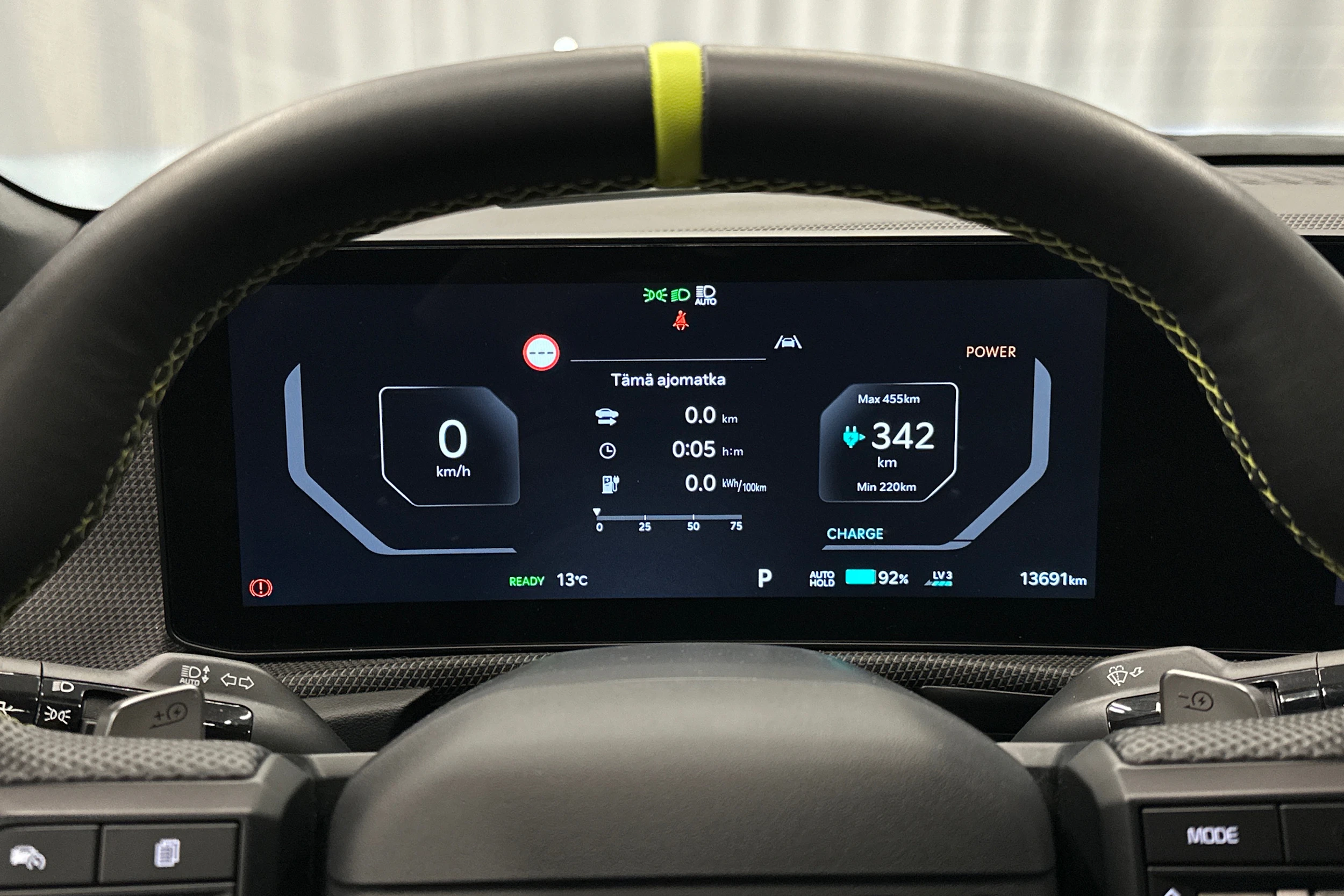 musta Kia EV6 2025 kuva 17.