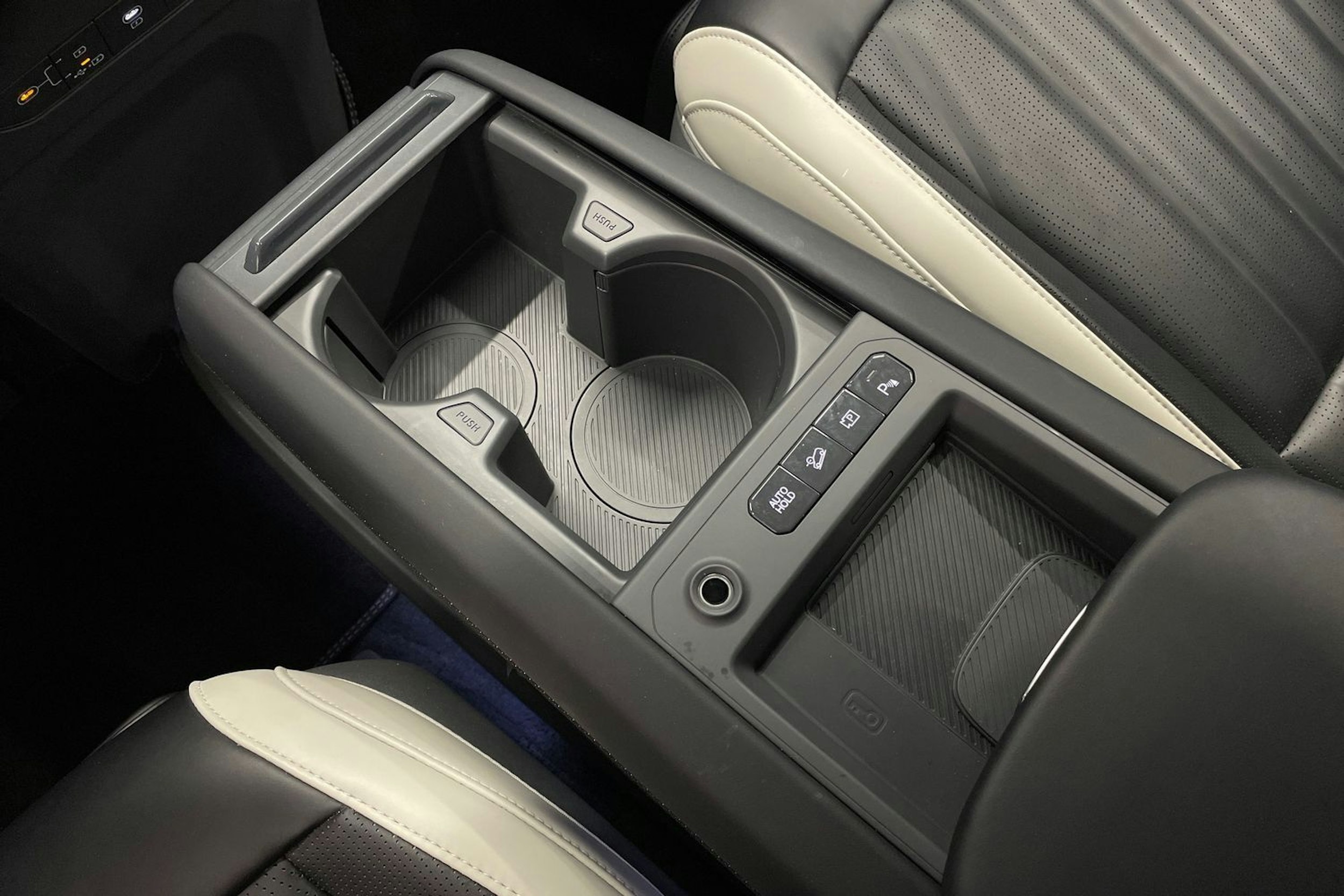 Harmaa Kia EV9 2024 kuva 18.