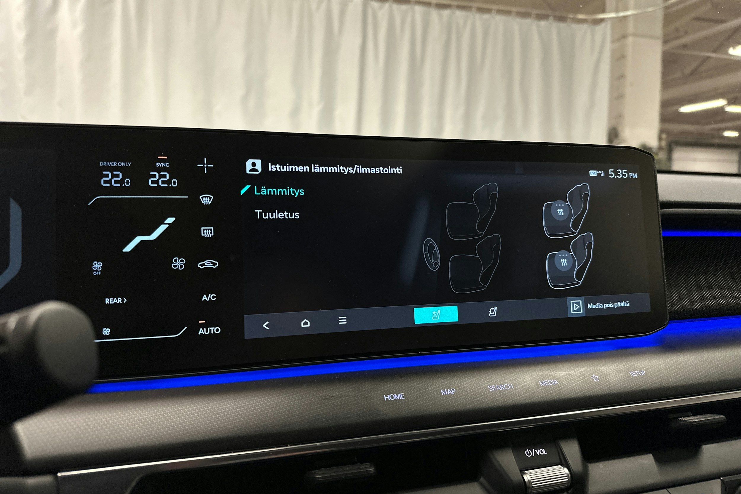 harmaa Kia EV9 2024 kuva 19.