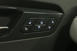 punainen Kia EV9 2024 kuva 17.