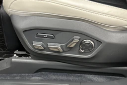 punainen Kia EV9 2024 kuva 35.