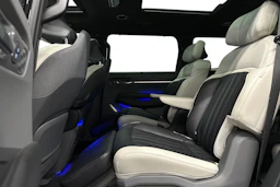 musta Kia EV9 2024 kuva 8.