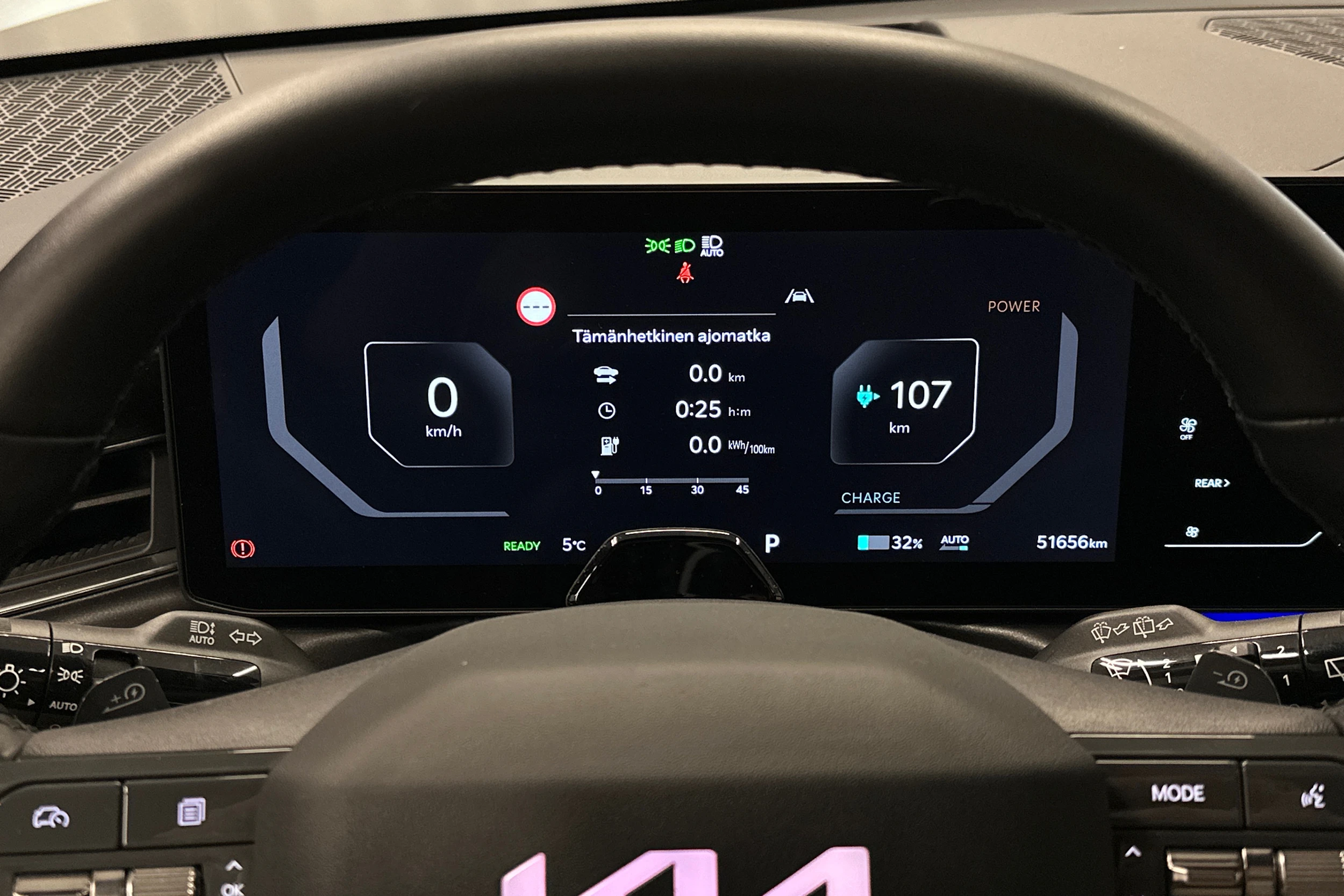 musta Kia EV9 2024 kuva 13.