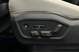 musta Kia EV9 2024 kuva 36.
