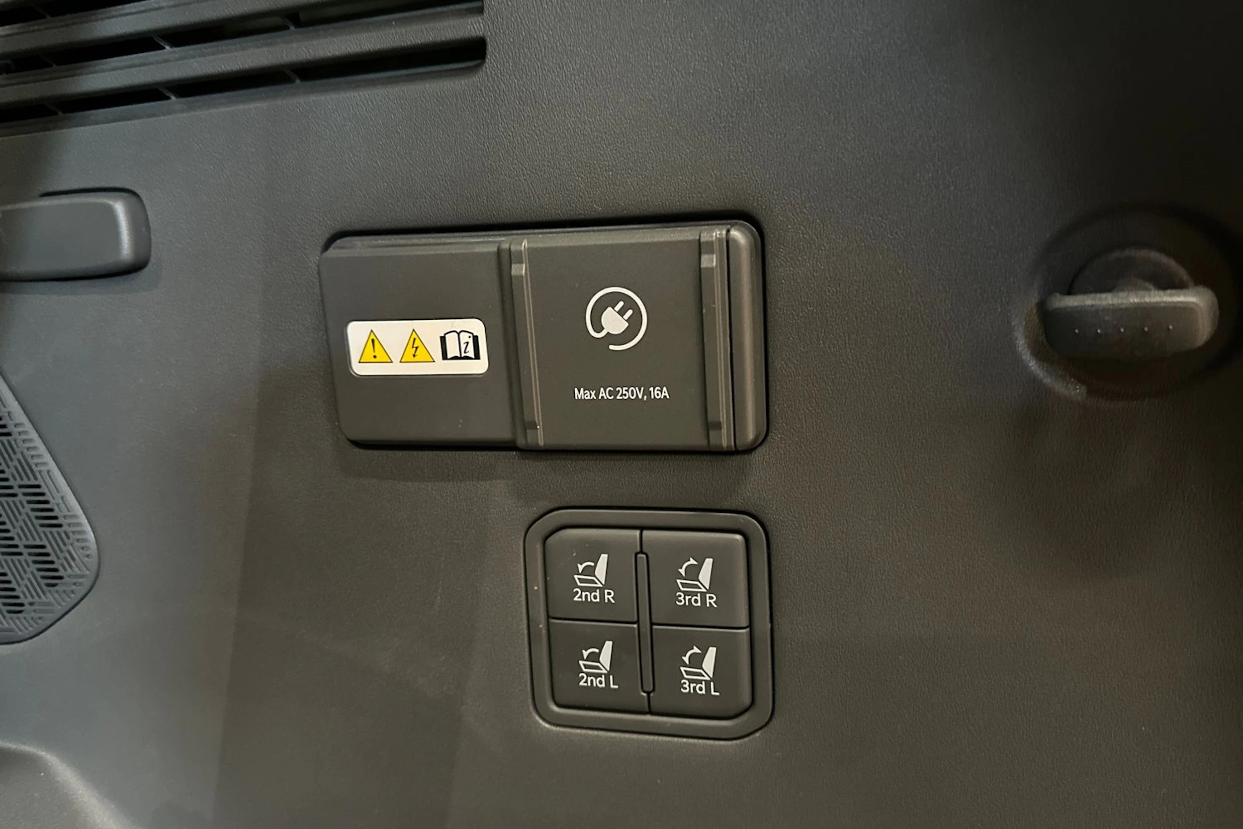 vihreä Kia EV9 2024 kuva 42.