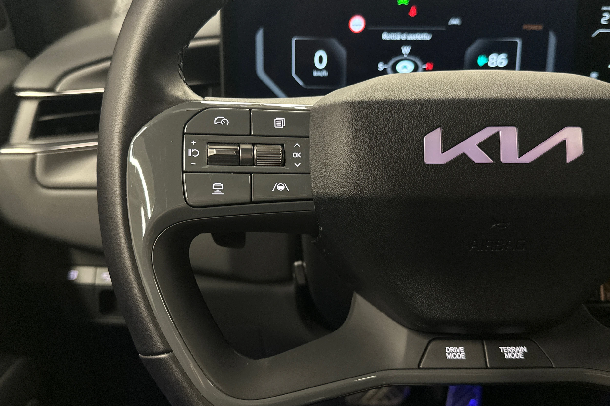 sininen Kia EV9 2025 kuva 11.