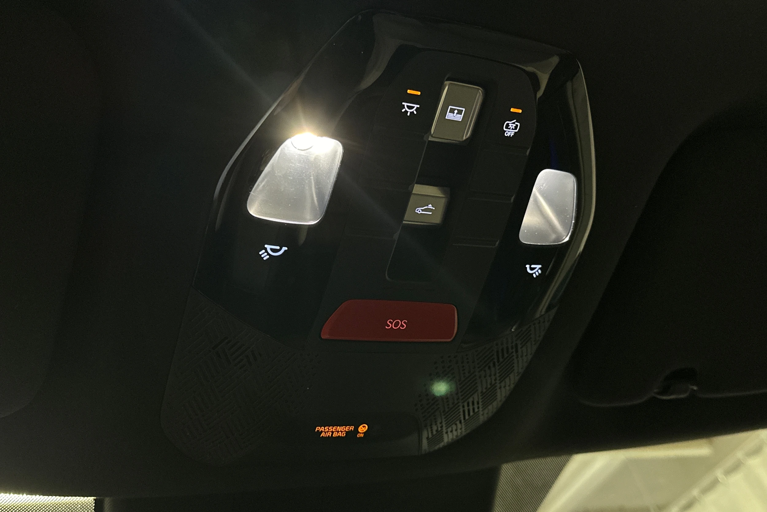 sininen Kia EV9 2025 kuva 33.