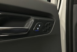 valkoinen Kia EV9 2025 kuva 39.