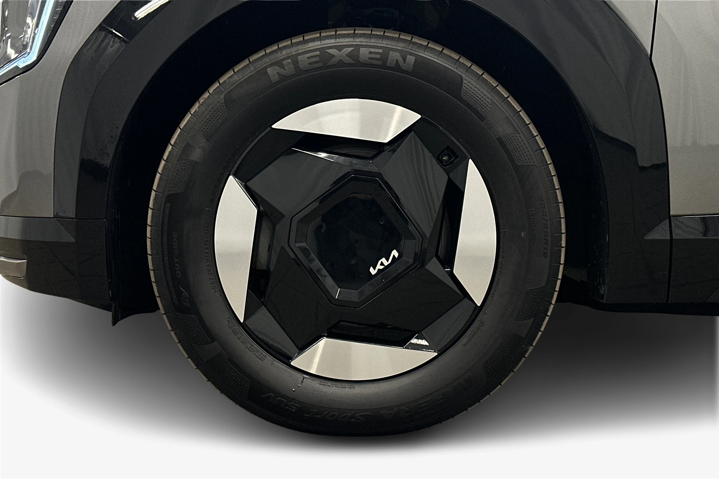 harmaa Kia EV9 2025 kuva 12.