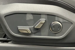 harmaa Kia EV9 2025 kuva 22.