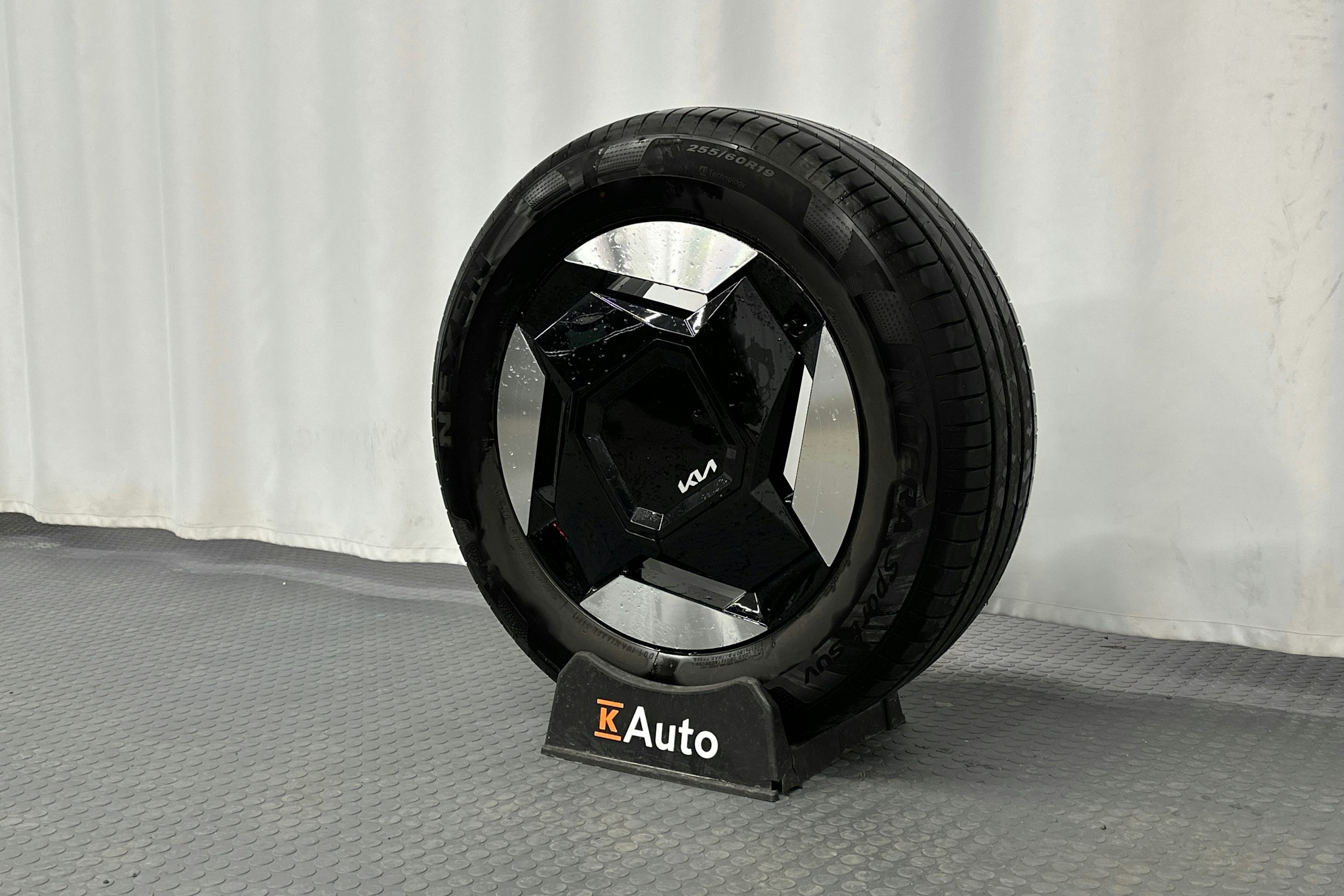 musta Kia EV9 2025 kuva 13.