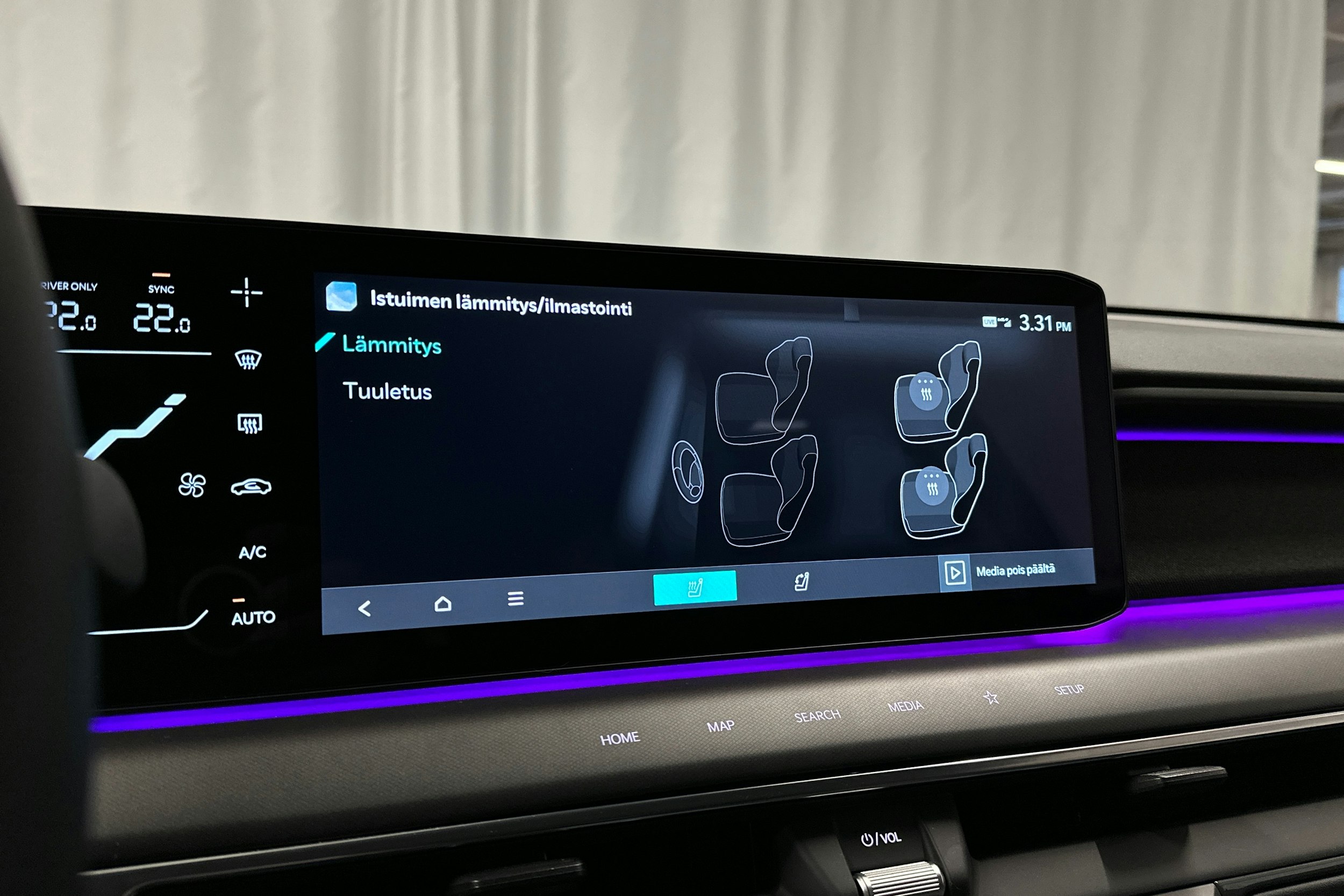 musta Kia EV9 2025 kuva 20.