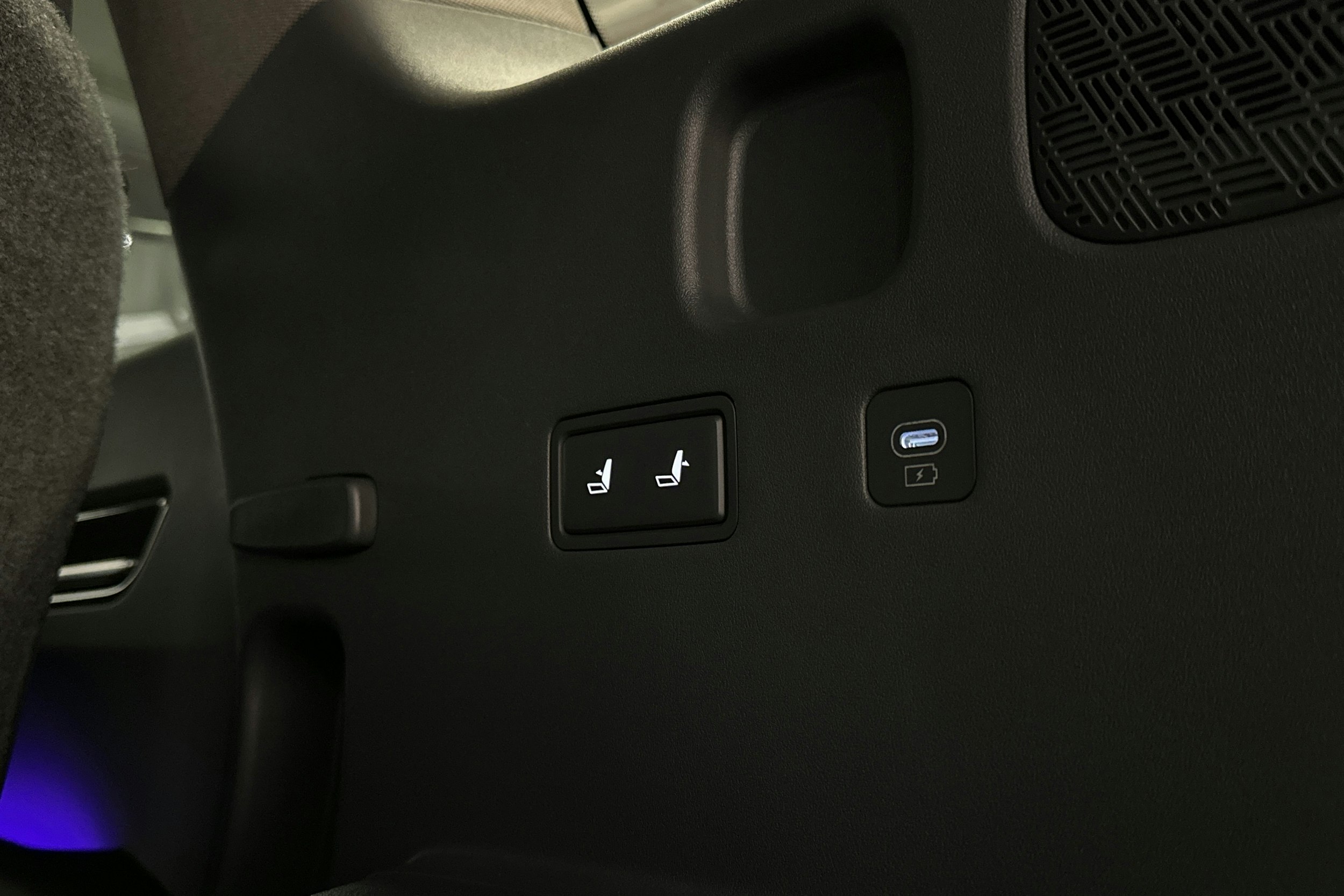 musta Kia EV9 2025 kuva 32.