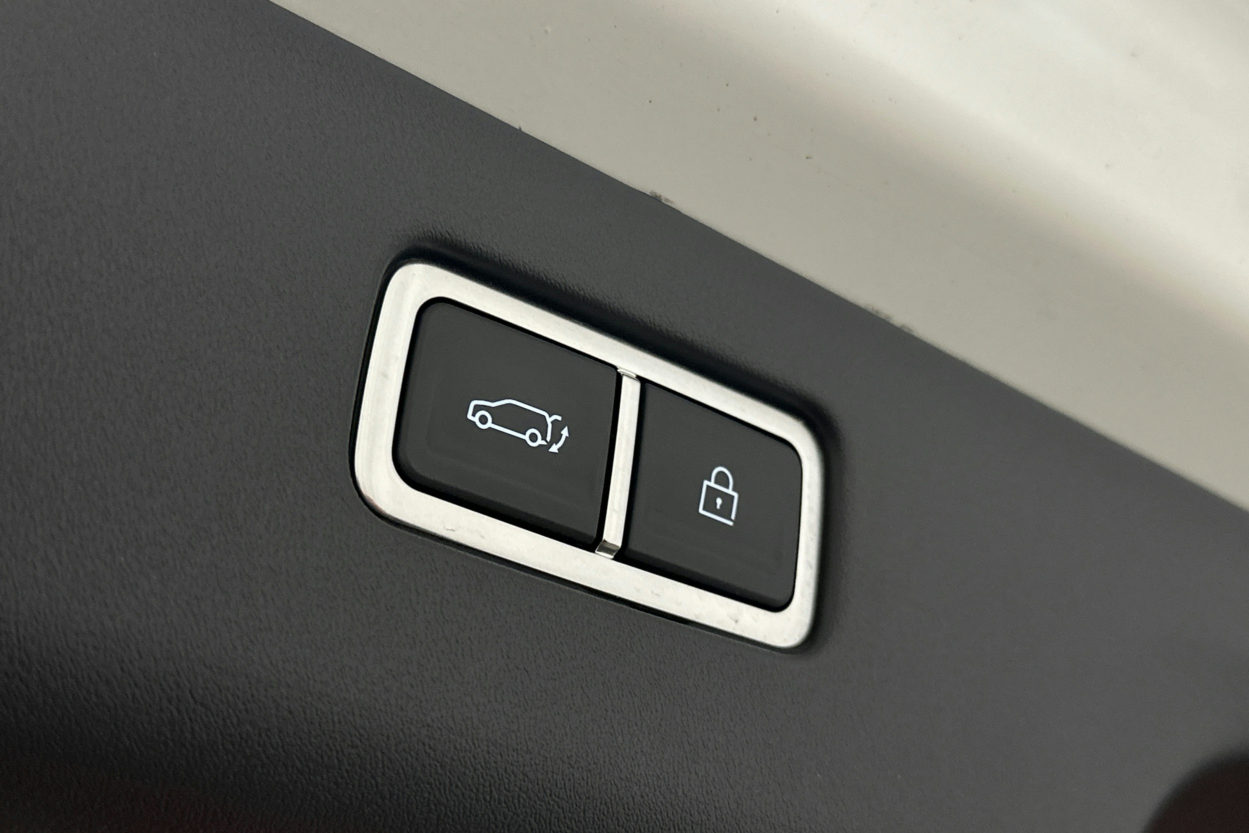 valkoinen Kia EV9 2025 kuva 15.