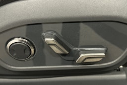 valkoinen Kia EV9 2025 kuva 20.