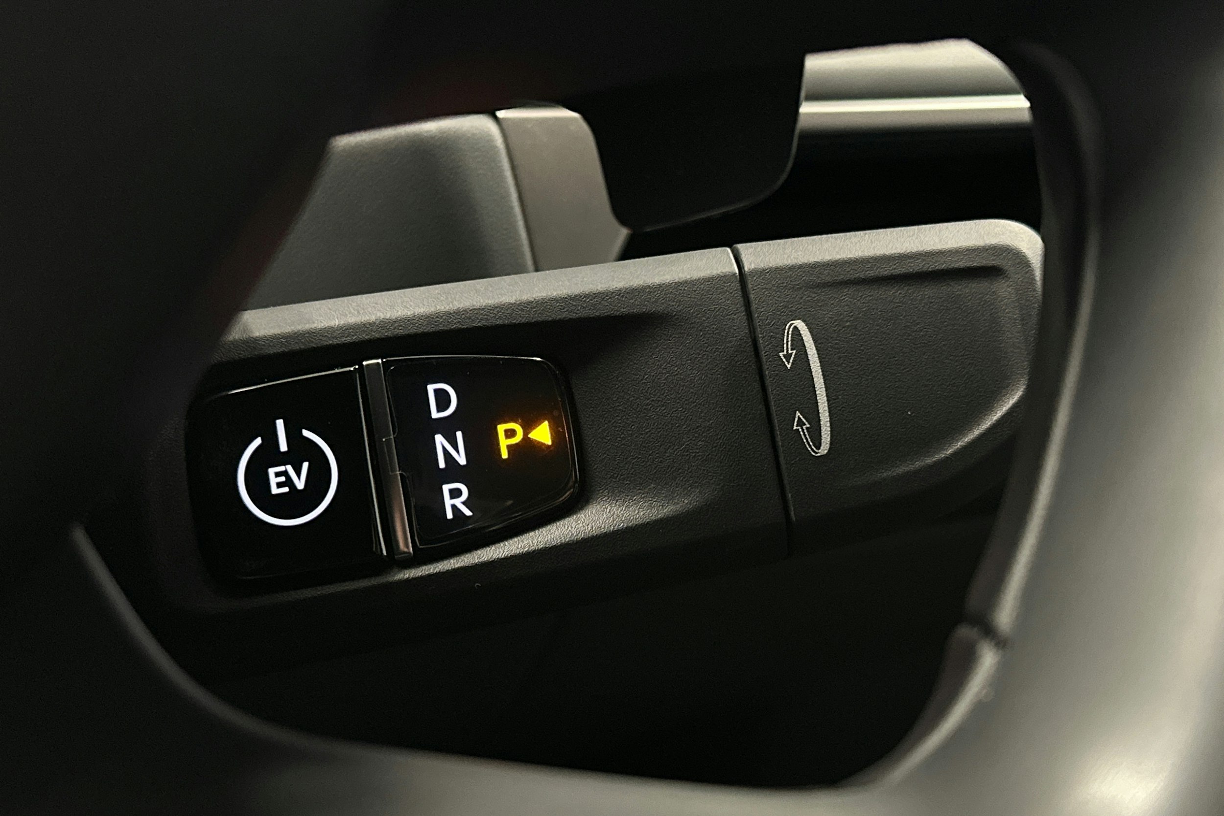 valkoinen Kia EV9 2025 kuva 25.