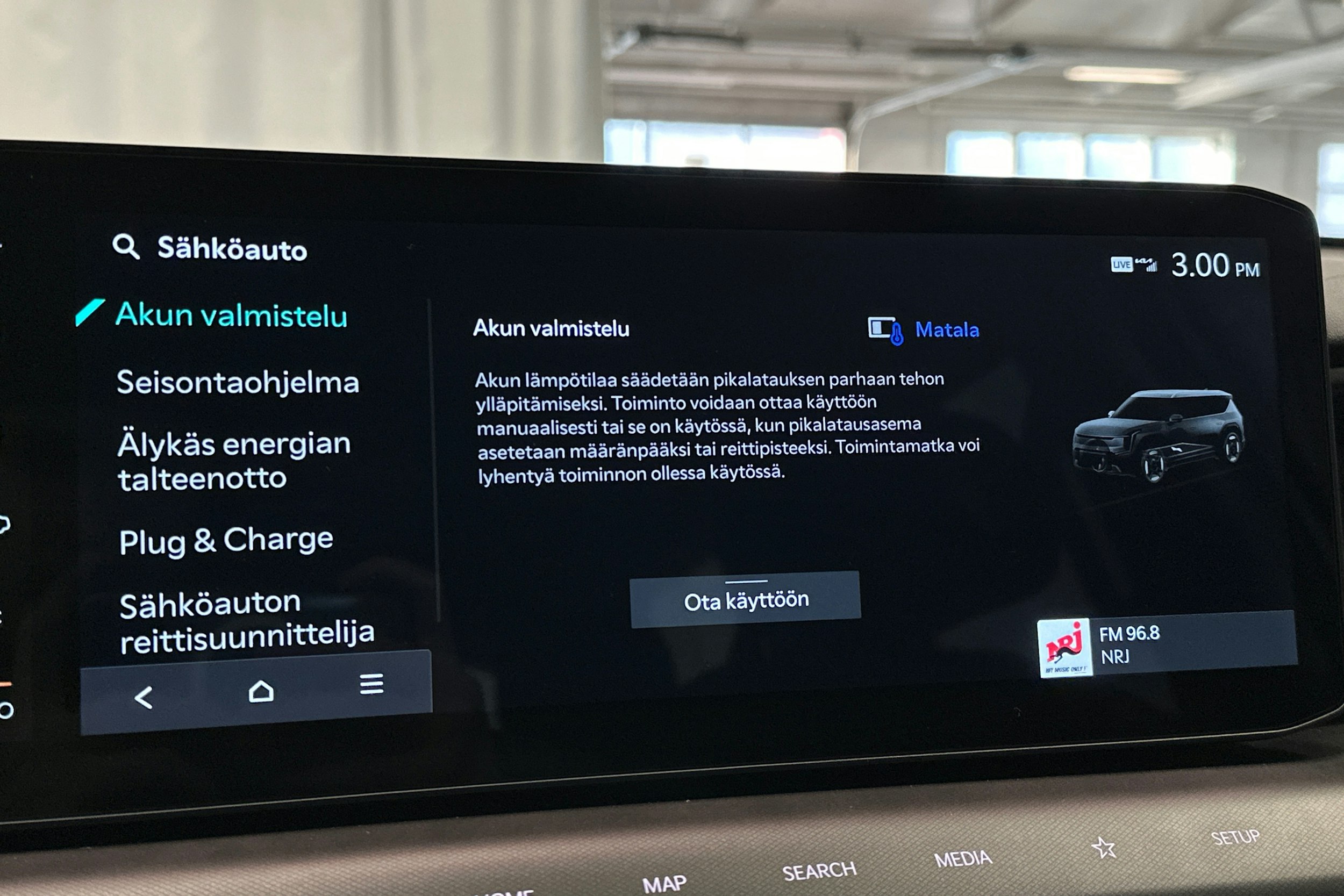 valkoinen Kia EV9 2025 kuva 31.