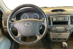 Punainen Kia Magentis 2006 kuva 7.