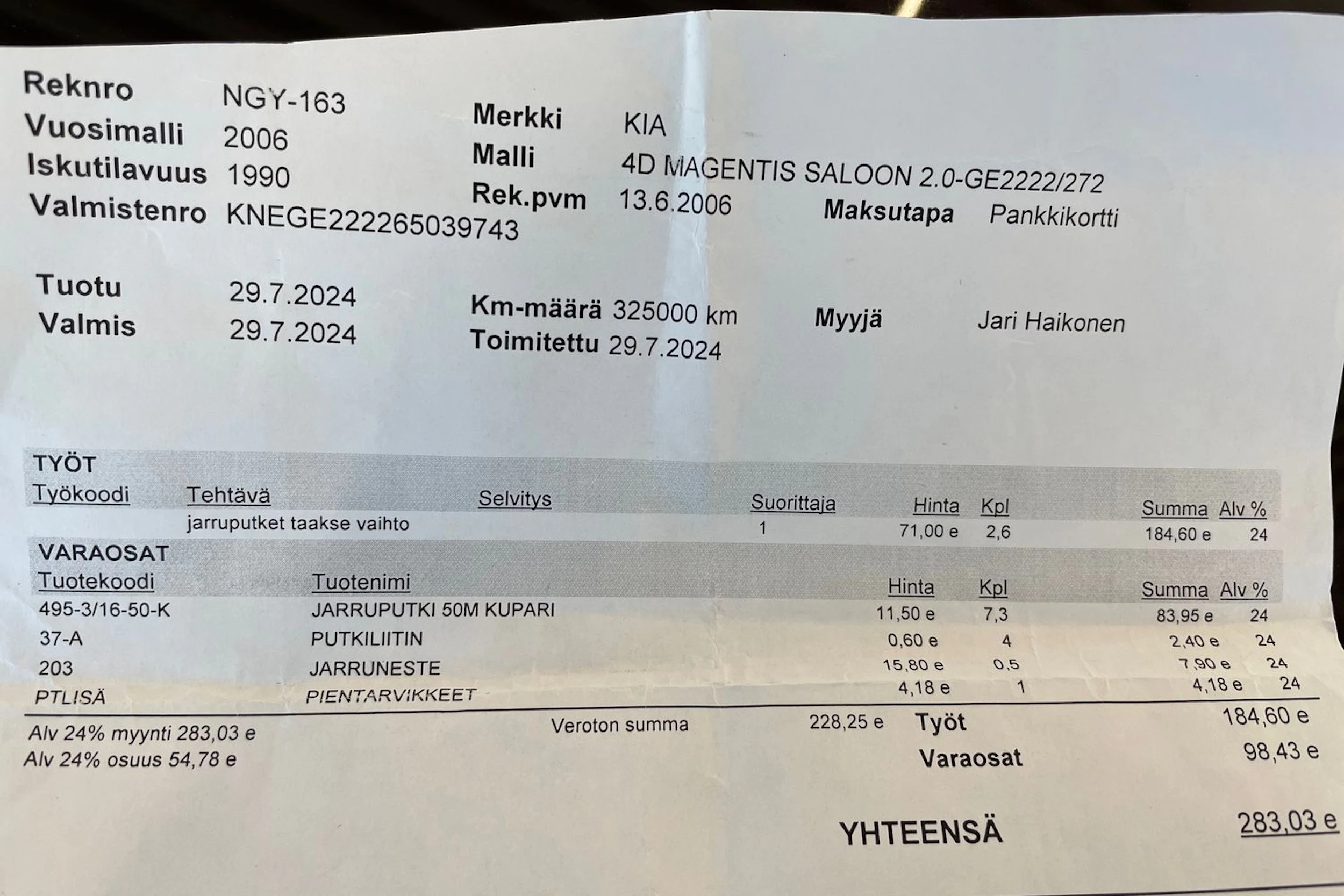 Punainen Kia Magentis 2006 kuva 29.