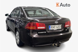 punainen Kia Magentis 2006 kuva 2.