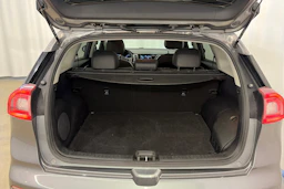 harmaa Kia Niro 2017 kuva 27.
