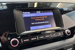 valkoinen Kia Niro 2017 kuva 23.
