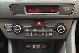 valkoinen Kia Niro 2017 kuva 24.