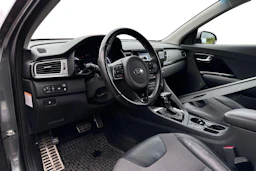 harmaa Kia Niro 2018 kuva 3.