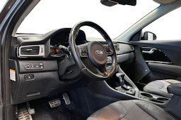 harmaa Kia Niro 2018 kuva 6.