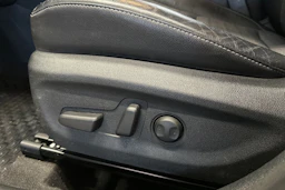 harmaa Kia Niro 2018 kuva 14.