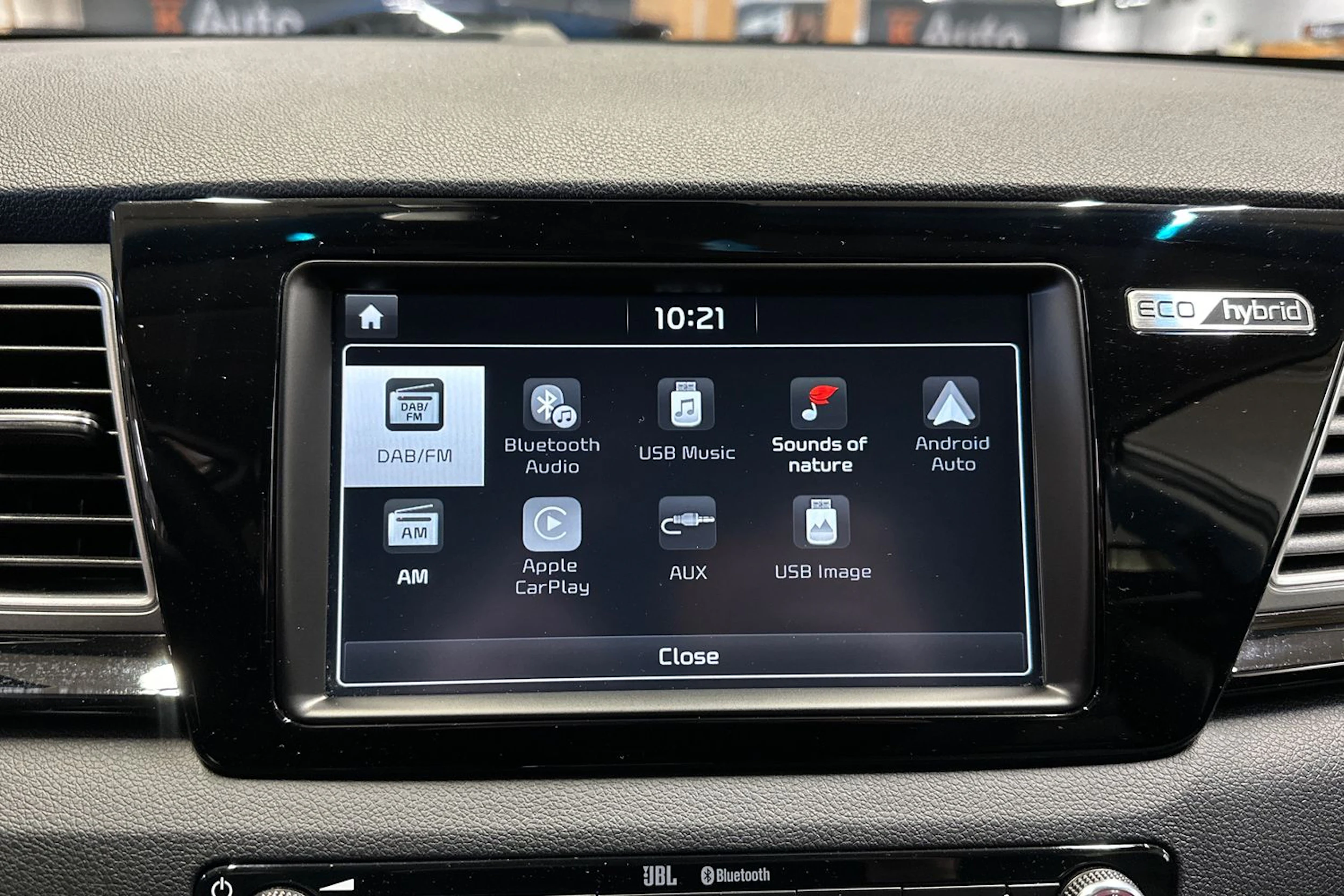 harmaa Kia Niro 2018 kuva 18.