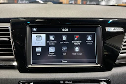 harmaa Kia Niro 2018 kuva 18.