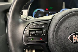 harmaa Kia Niro 2018 kuva 23.