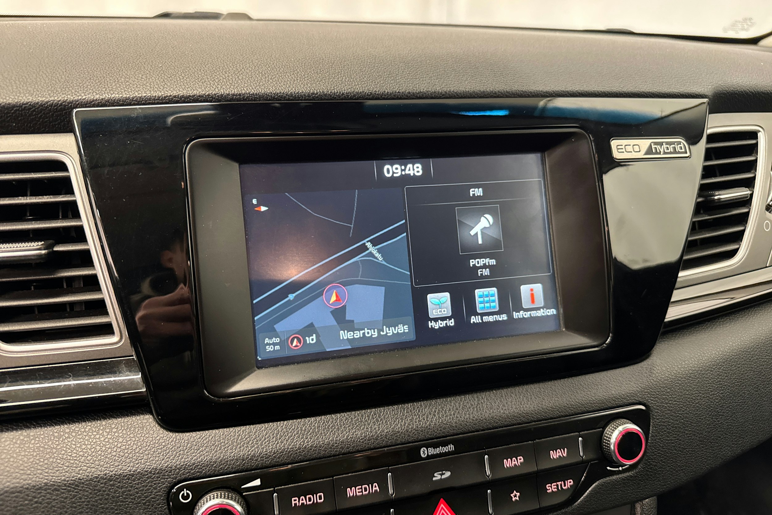 sininen Kia Niro 2018 kuva 22.