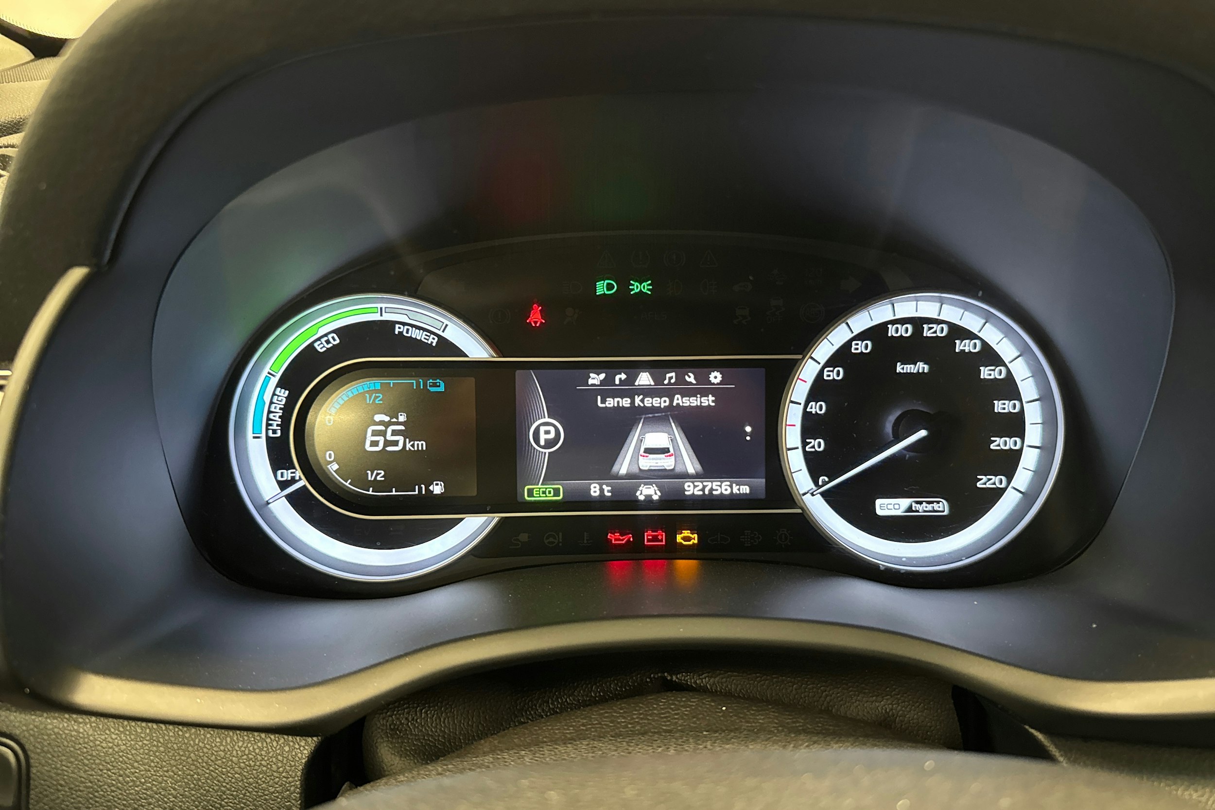 sininen Kia Niro 2018 kuva 27.